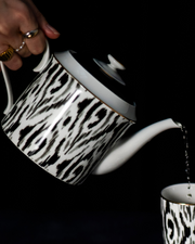 Fine Porcelain Tea Pot - Black & White Graphic Pattern | ECHO