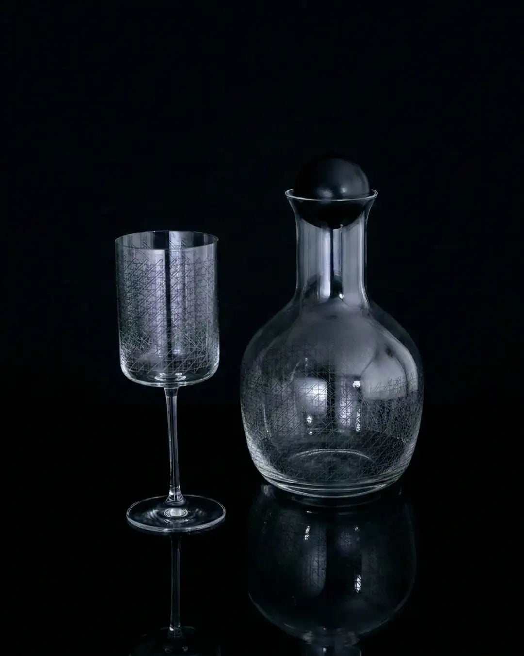 Glass Carafe - M Line Pattern | JUA