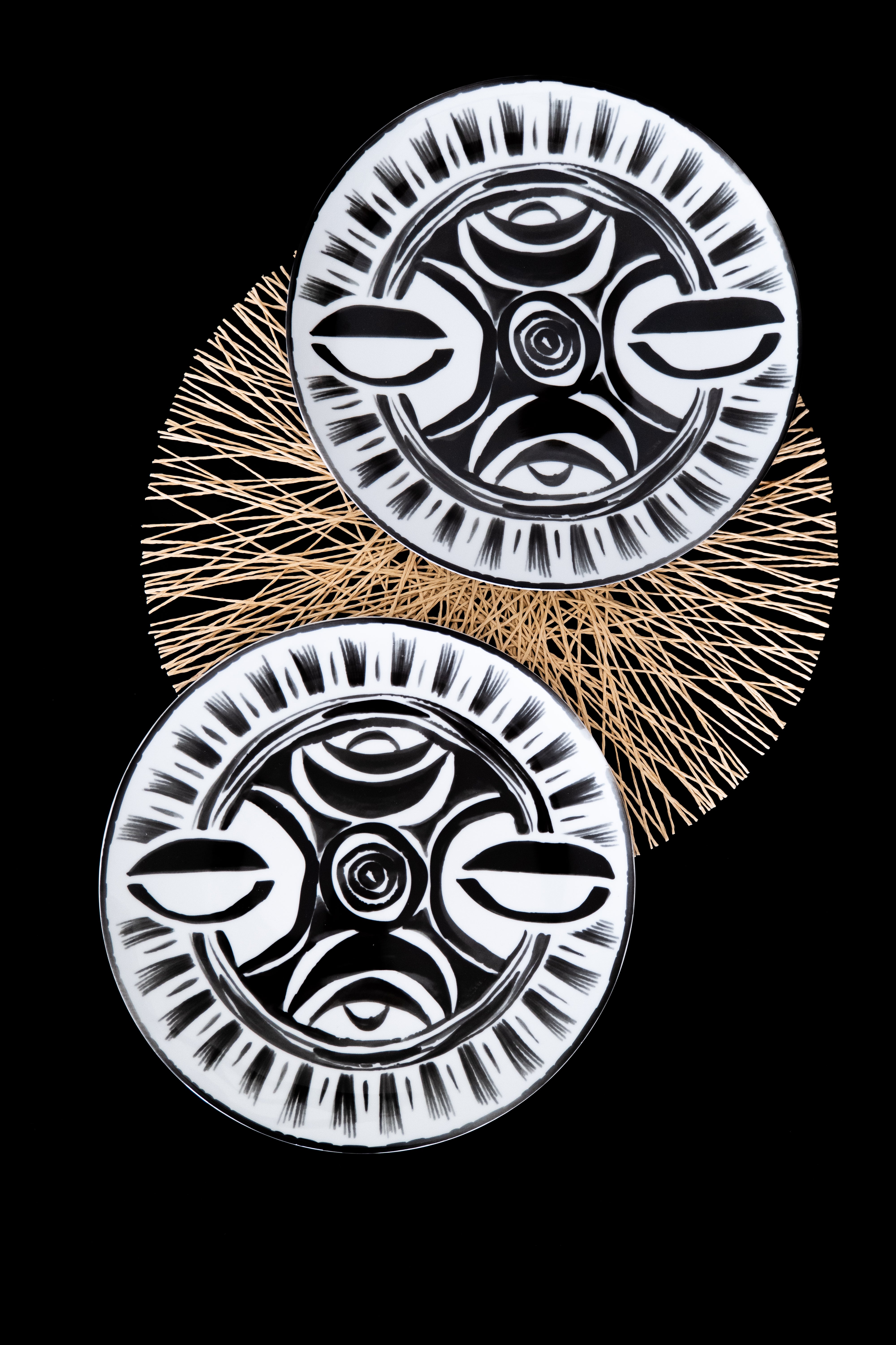 Fine Porcelain Dinner Plate - Black & White Design | The Stool